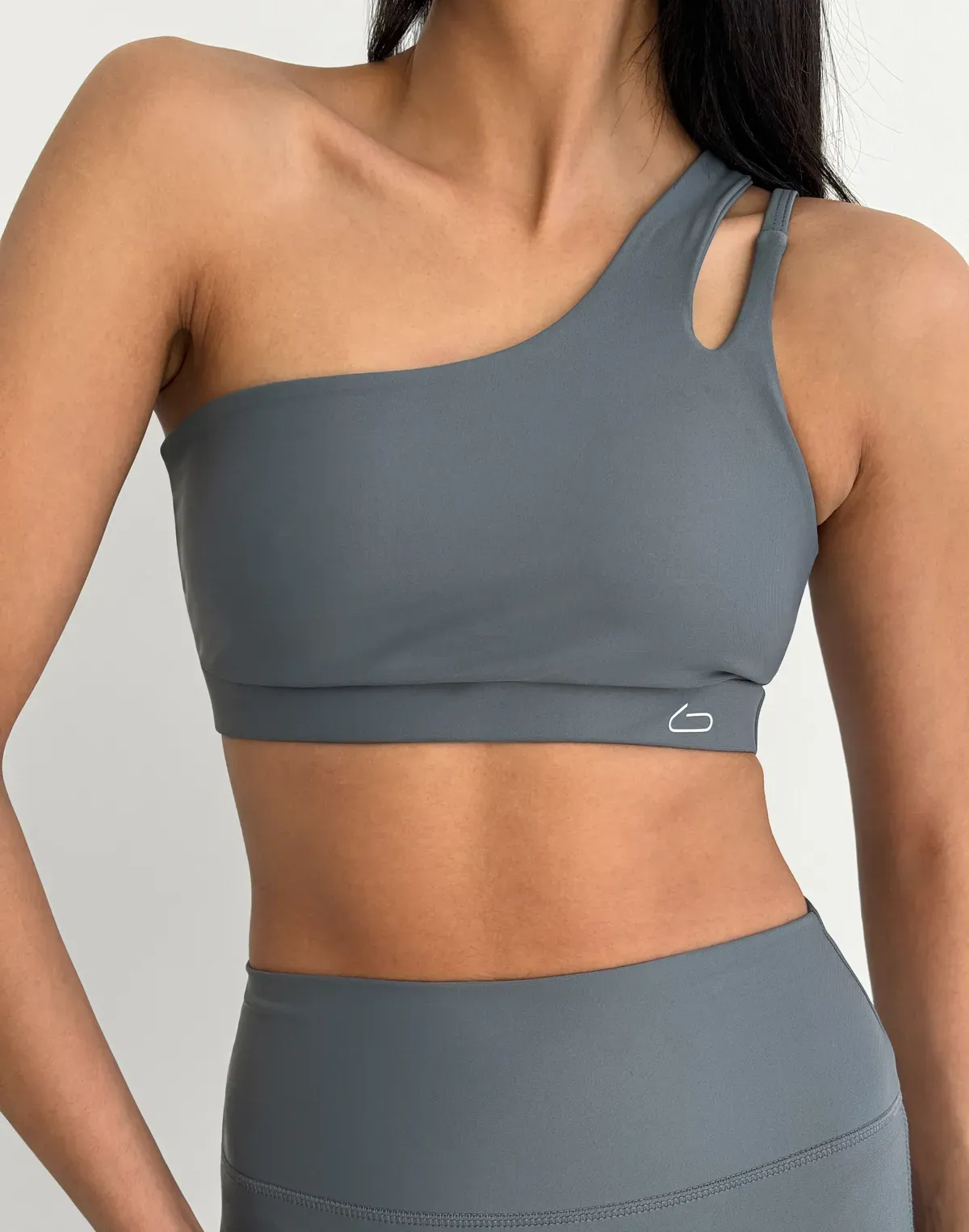 Топ спортивний з асиметричними бретелями, темно-сірий - Фото 2